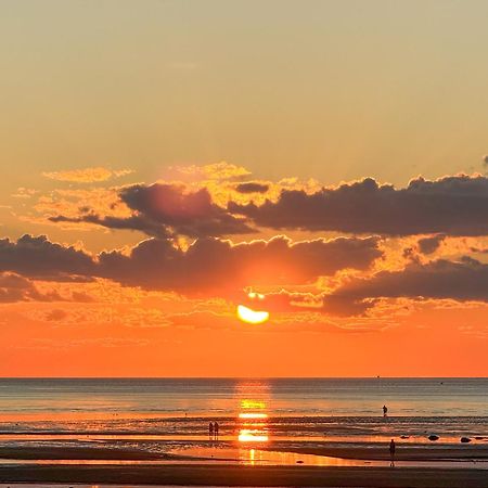Nauset Beach Inn Орлеанс Экстерьер фото